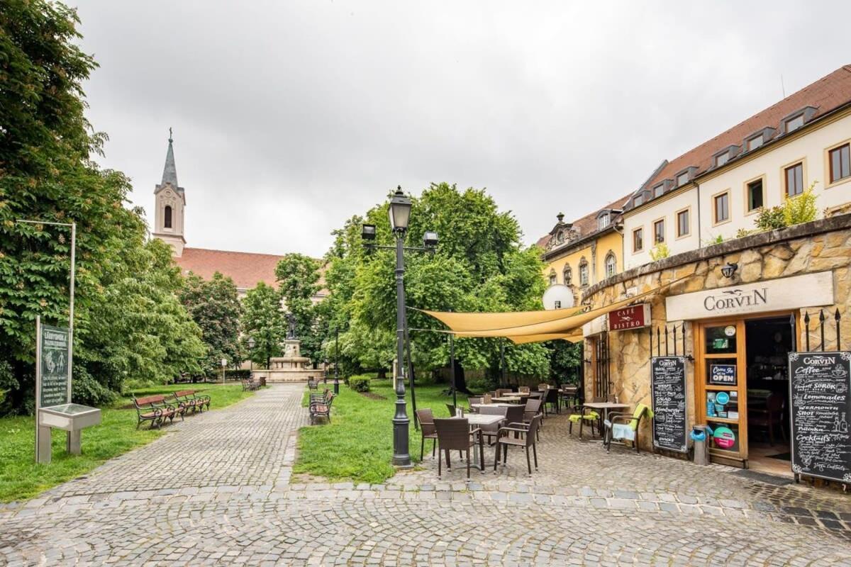 Castle View - New - Romantic Budapeszt Zewnętrze zdjęcie